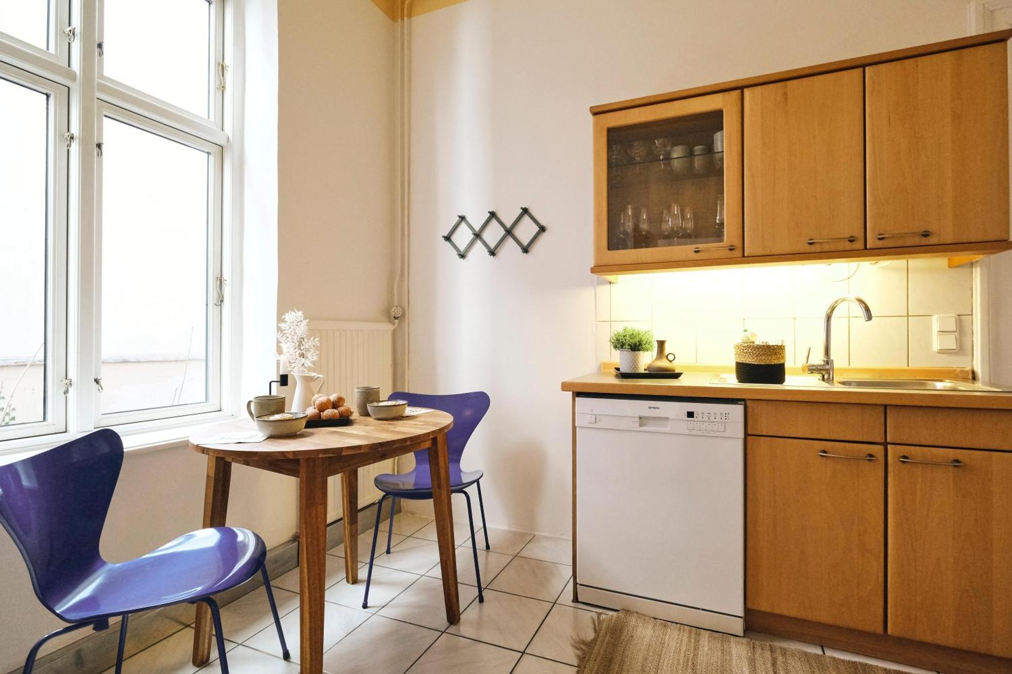 Villa Rosa - Charmante, Grosse Altbauwohnung Фленсбург Экстерьер фото